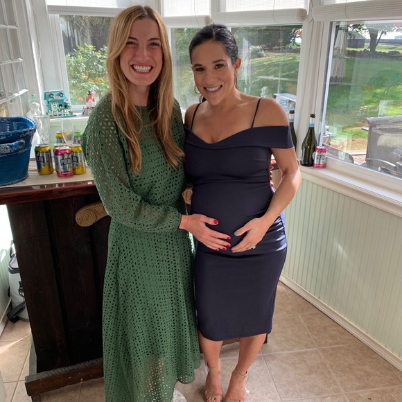 Meet your Posher, Lynn! *POSH AMBASSADOR* - Picture 8 of 8